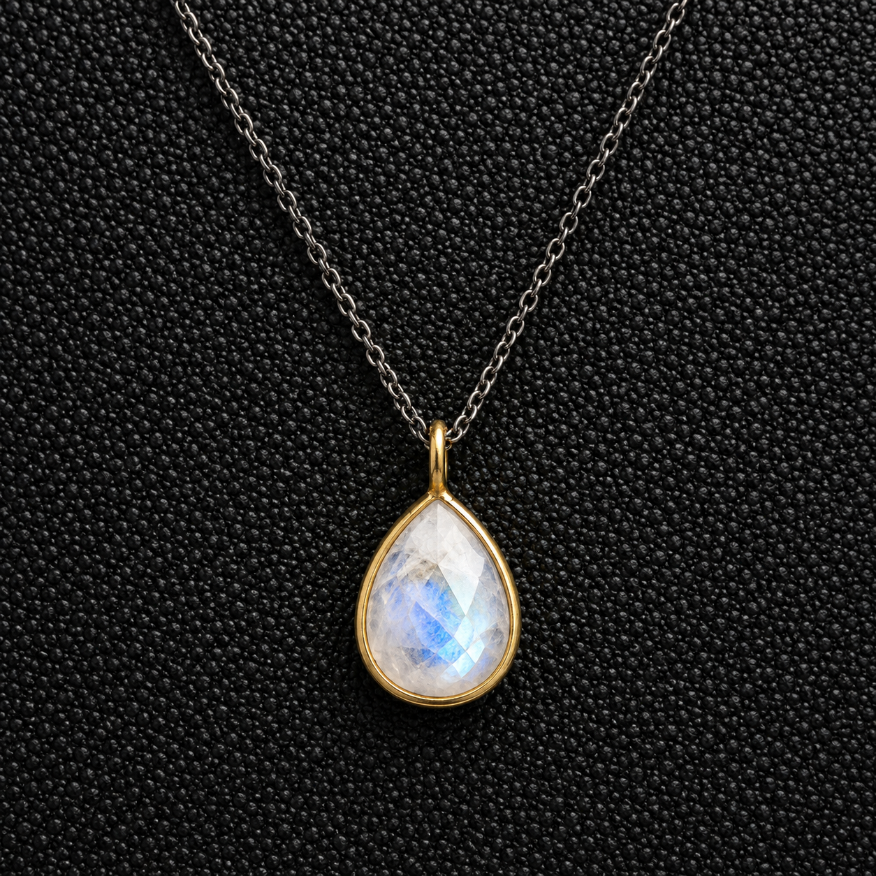 Celine Pendant